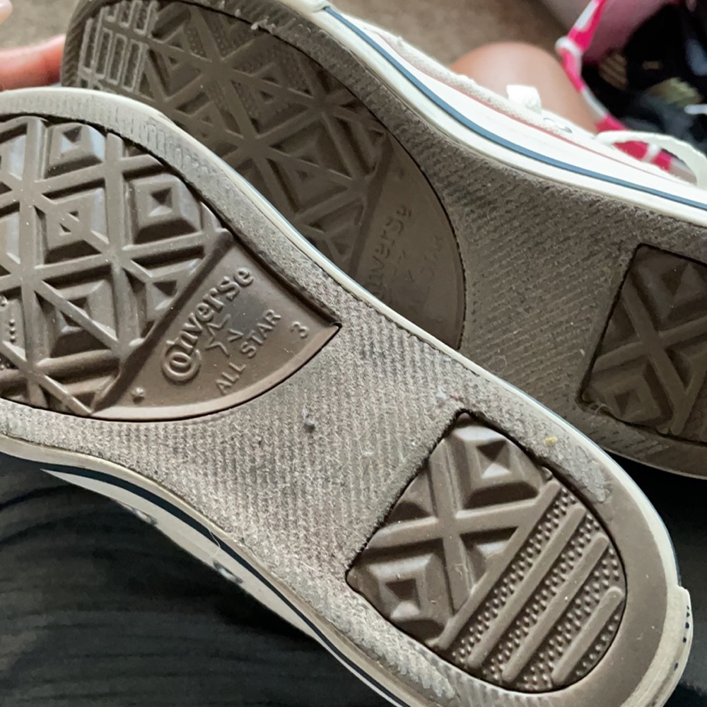 Converse - Picture 4 of 5
